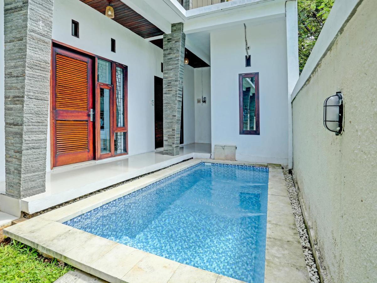 Oyo 91123 Madhava 108 Hotel Ungasan Exterior foto