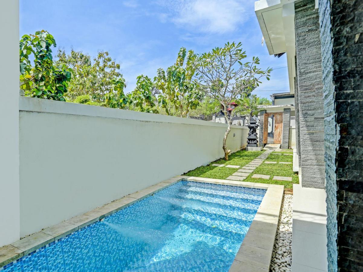 Oyo 91123 Madhava 108 Hotel Ungasan Exterior foto