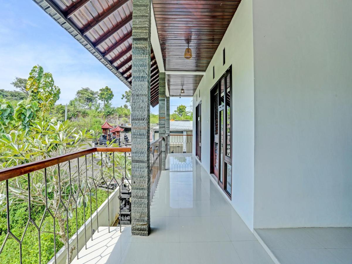 Oyo 91123 Madhava 108 Hotel Ungasan Exterior foto