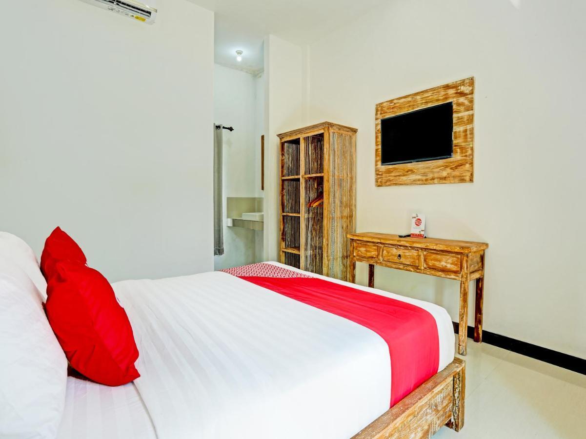 Oyo 91123 Madhava 108 Hotel Ungasan Exterior foto