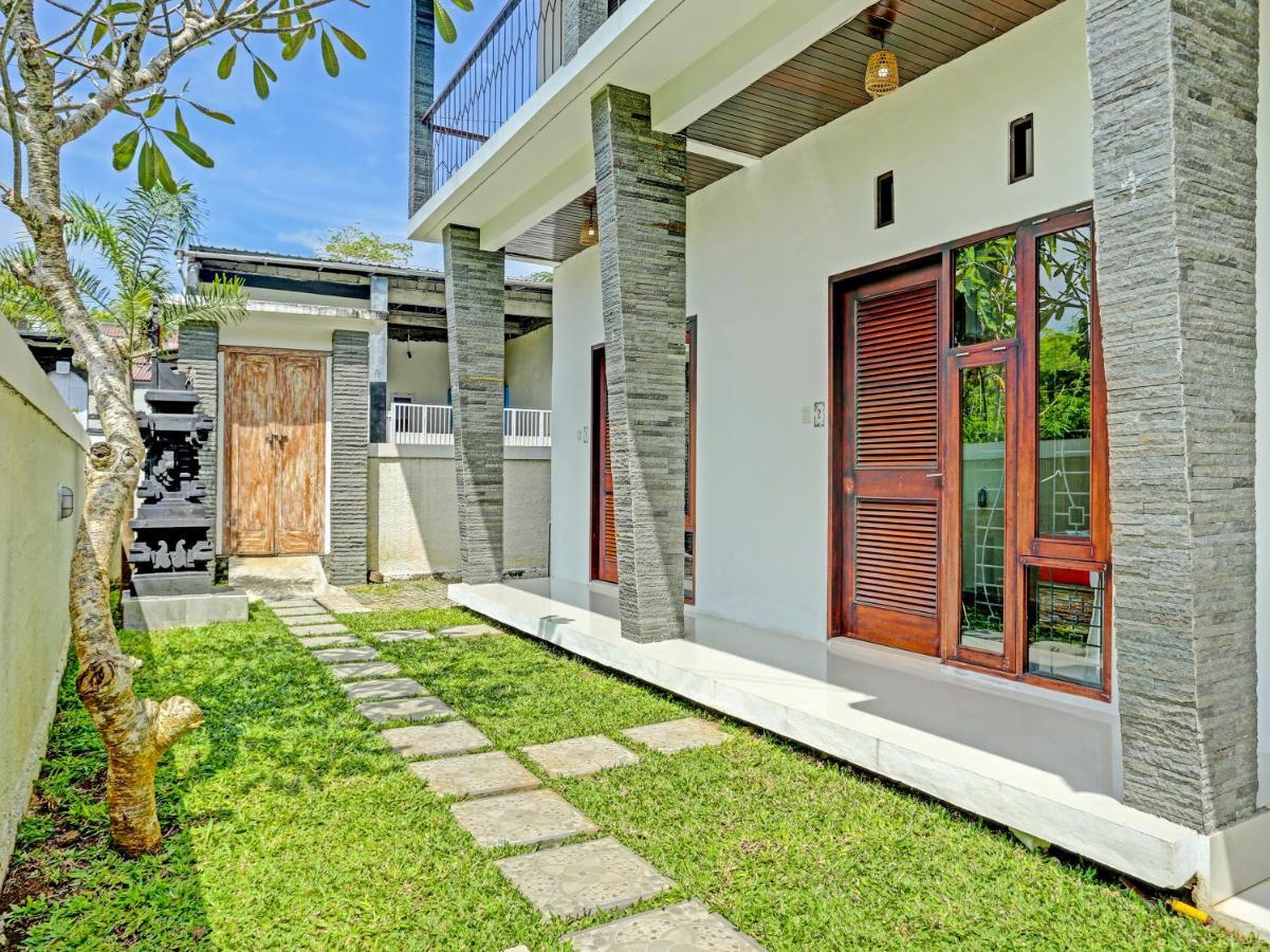 Oyo 91123 Madhava 108 Hotel Ungasan Exterior foto