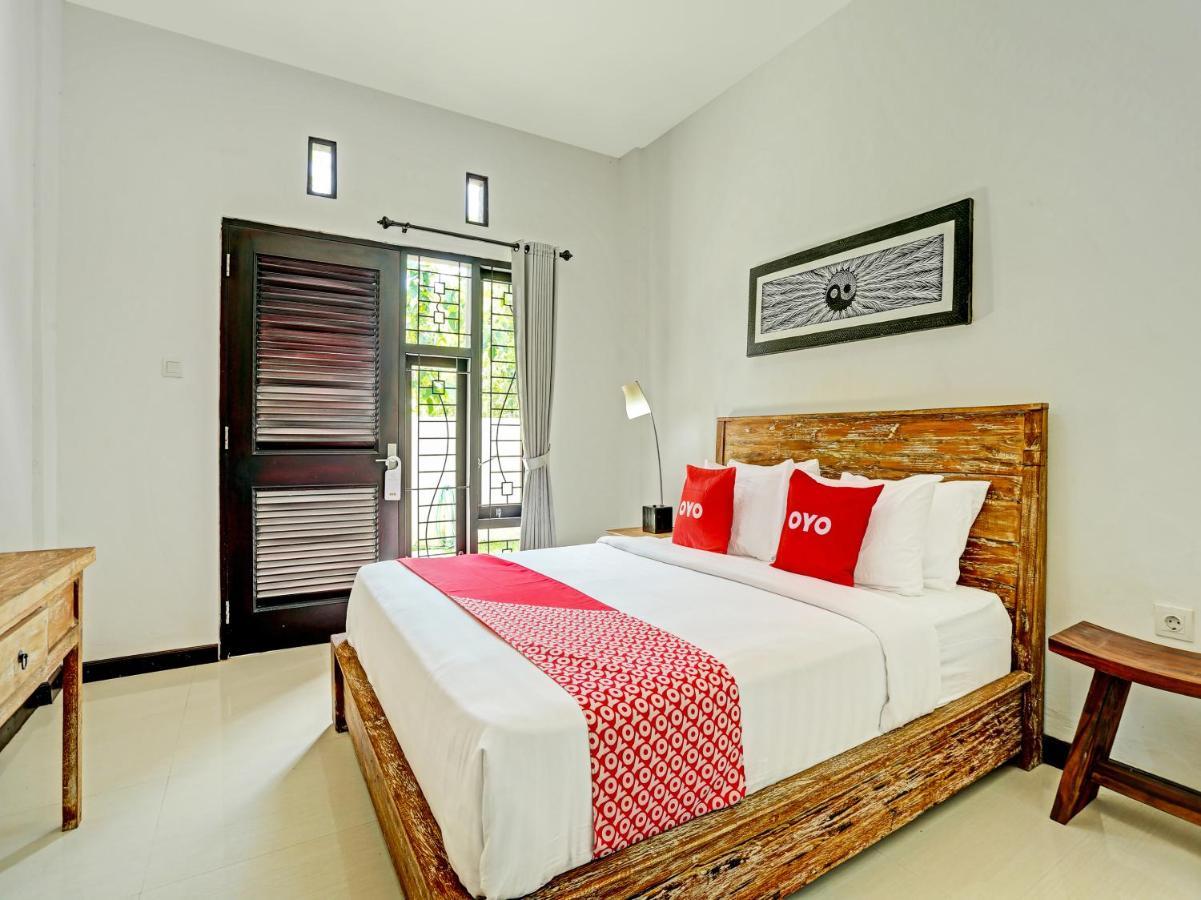 Oyo 91123 Madhava 108 Hotel Ungasan Exterior foto
